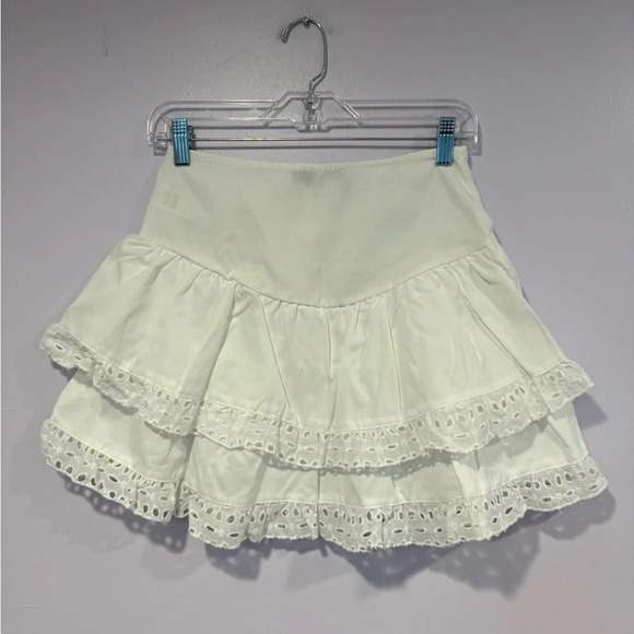 PrettyLittleThing White eyelet lace Mini Skirt - Picture 4 of 4